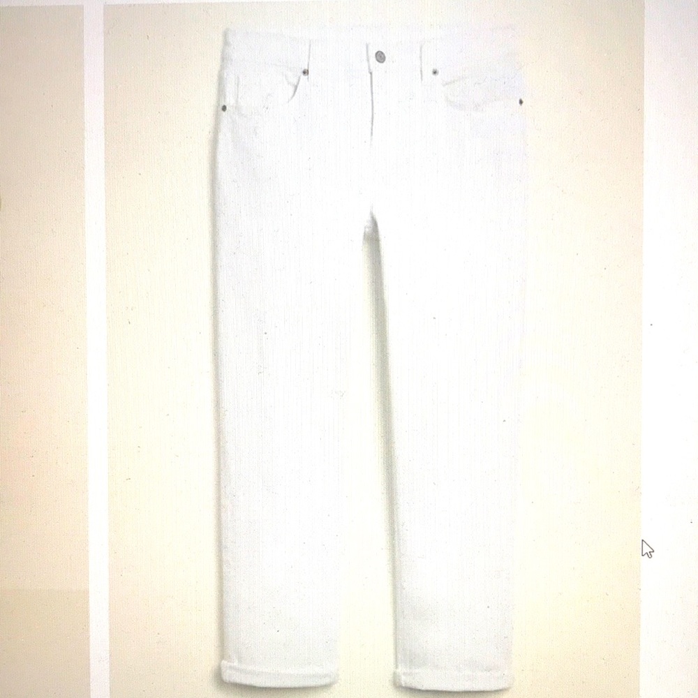 Old Navy Boyfriend Jean White 10 Average .